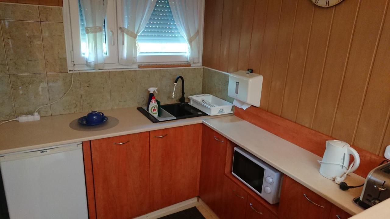 Bpr P3 Lodge Apartment With A/C Budapest Eksteriør bilde